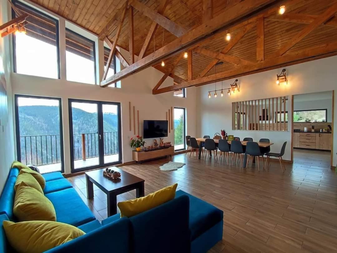Infinity Cabin Βίλα Rasca  Εξωτερικό φωτογραφία